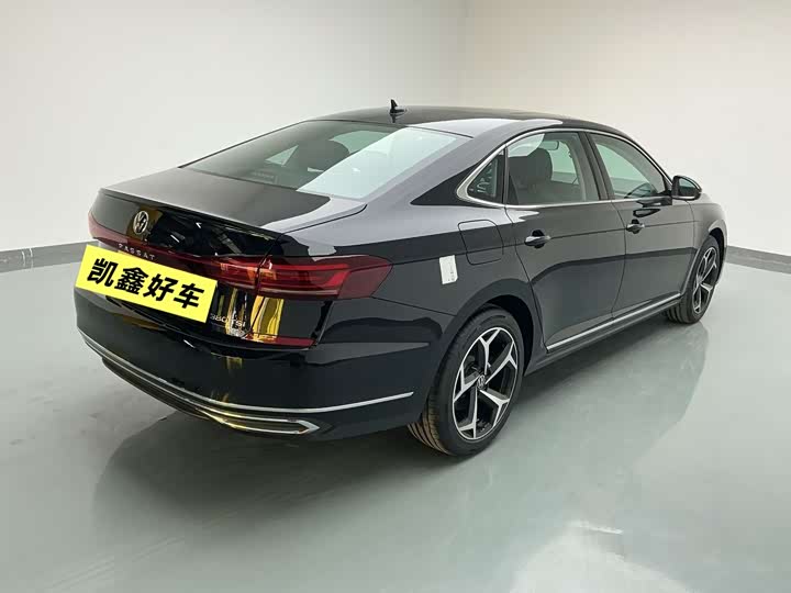 Фото 4 - Volkswagen Passat