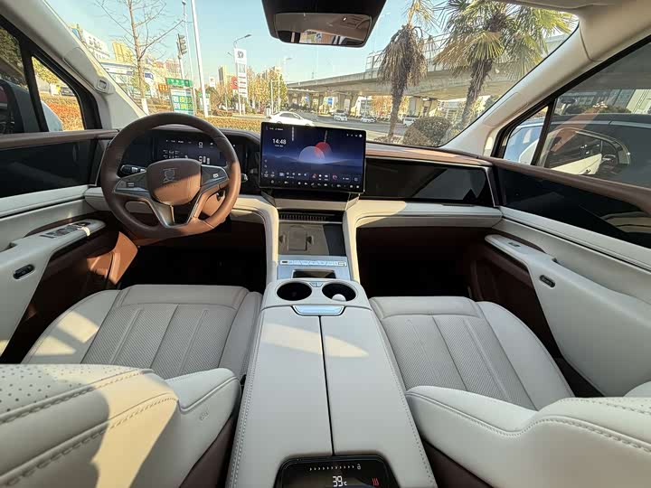 Фото 4 - BYD Xia