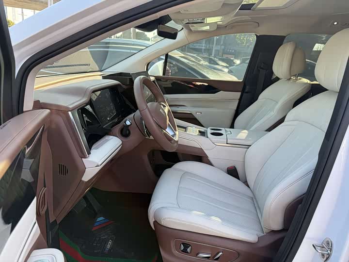 Фото 5 - BYD Xia