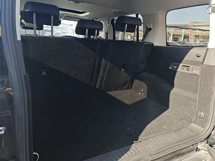 Фото 4 - Tank 300