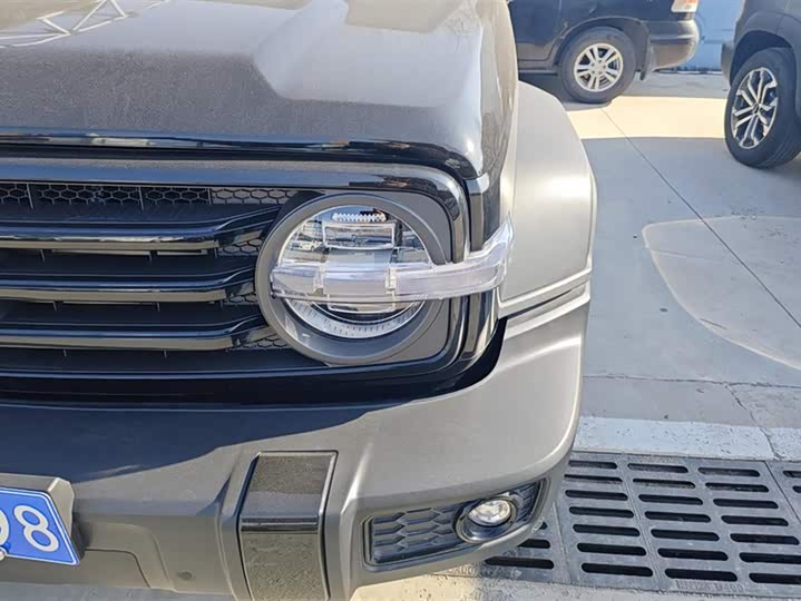 Фото 5 - Tank 300