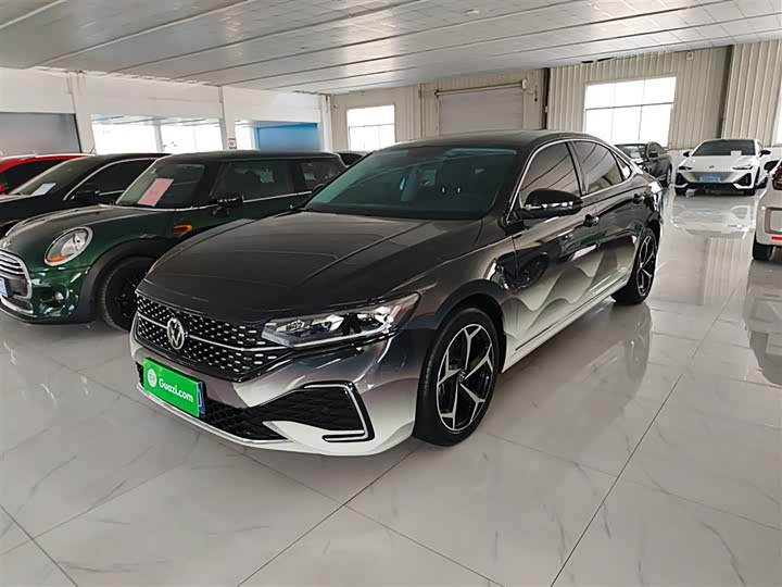 Фото 2 - Volkswagen Passat