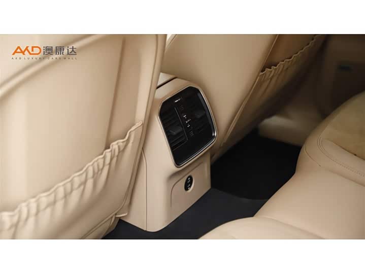 Фото 9 - Porsche Macan