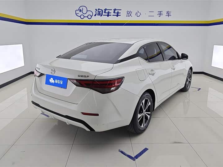 Фото 3 - Nissan Sylphy