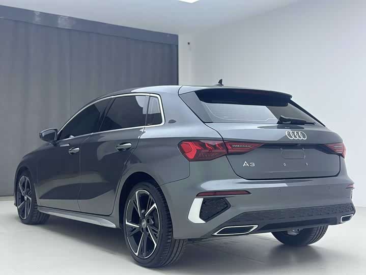 Фото 5 - Audi A3