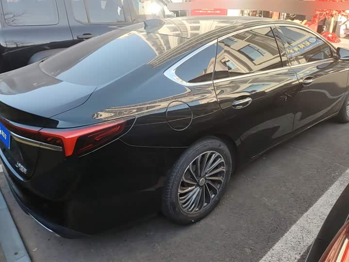 Фото 3 - Buick LaCrosse