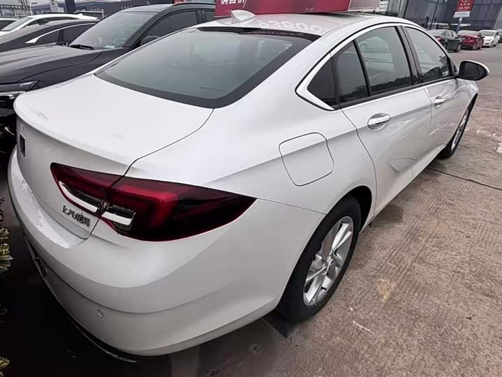 Фото 3 - Buick Regal