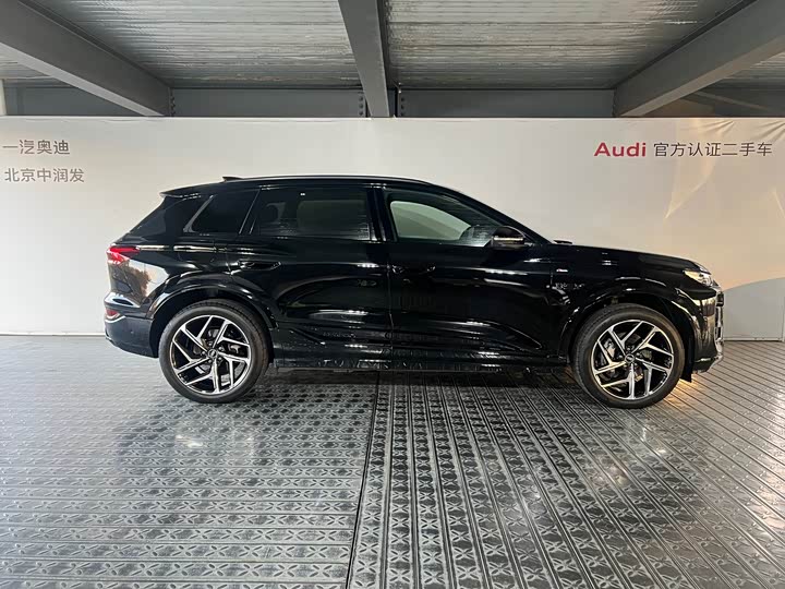 Фото 3 - Audi Q6L e-tron