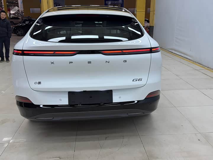 Фото 6 - XPeng G6