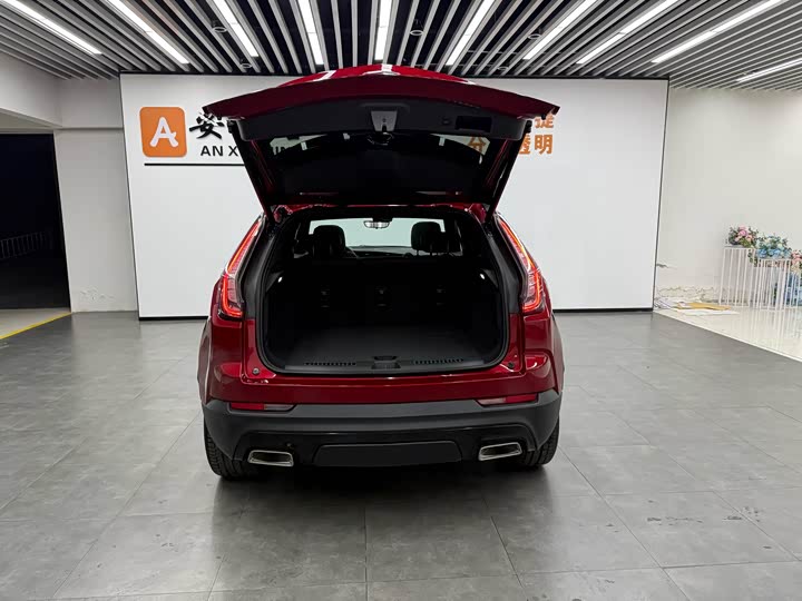 Фото 5 - Cadillac XT4