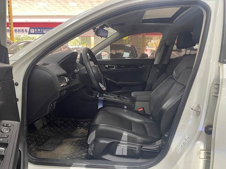 Фото 3 - Honda Civic