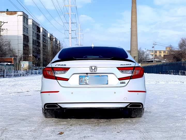 Фото 5 - Honda Accord