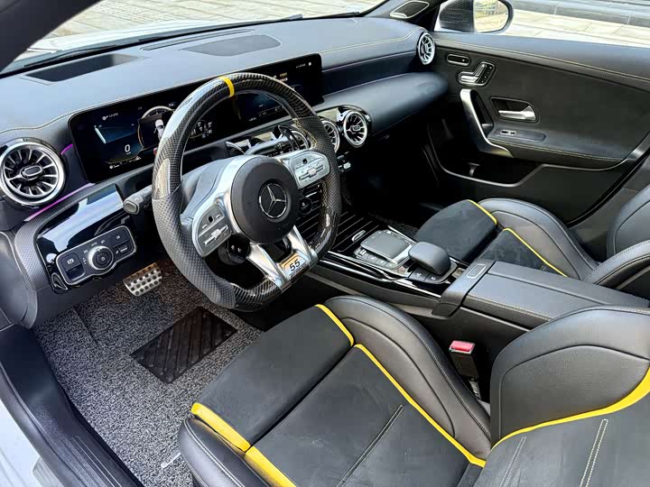 Фото 7 - Mercedes-Benz CLA-Class AMG