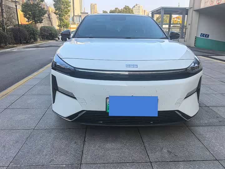 Фото 8 - Geely Galaxy L6