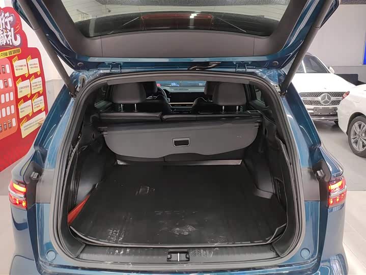 Фото 4 - Geely Monjaro