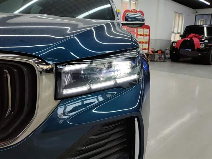 Фото 5 - Geely Monjaro