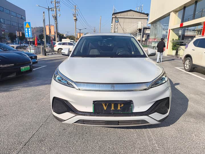 Фото 2 - BYD Yuan Plus