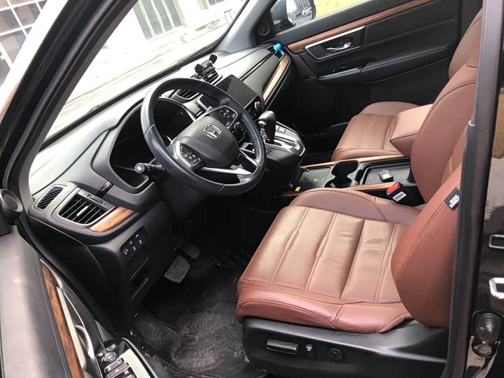 Фото 6 - Honda CR-V