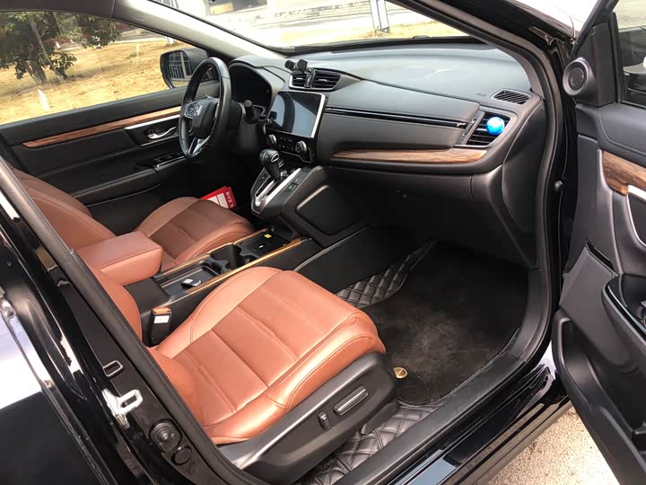 Фото 8 - Honda CR-V