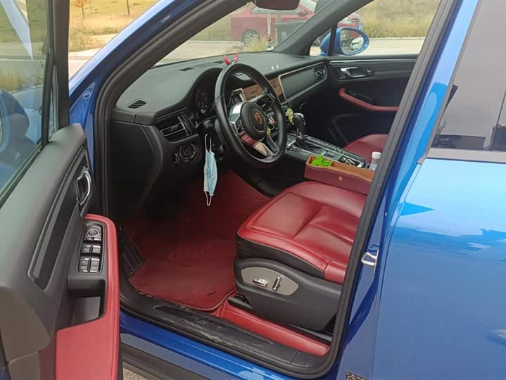 Фото 9 - Porsche Macan