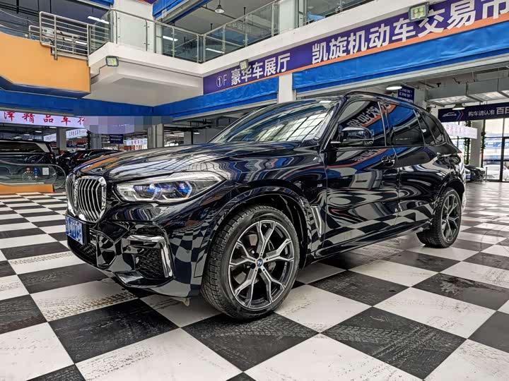 Фото 1 - BMW X5