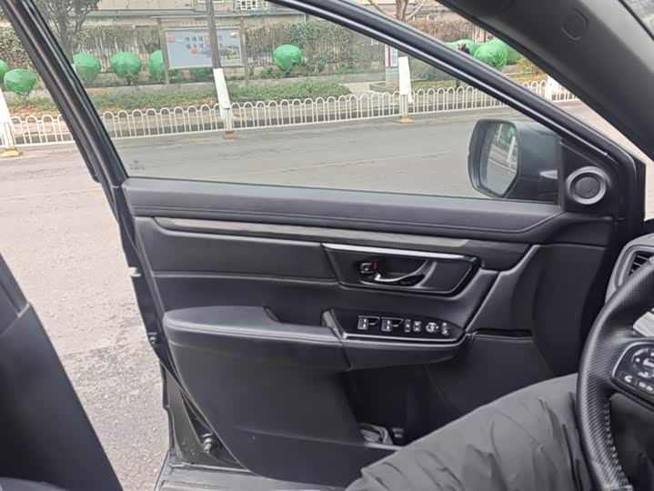 Фото 7 - Honda CR-V