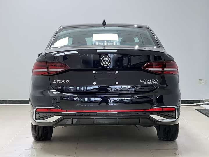 Фото 5 - Volkswagen Lavida