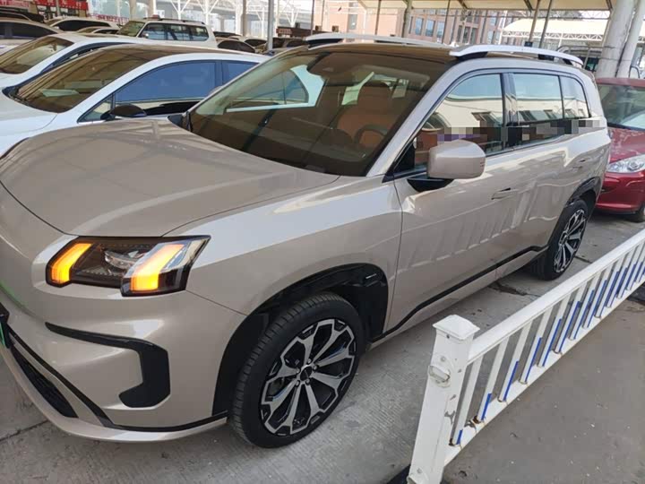 Фото 5 - GAC Aion V