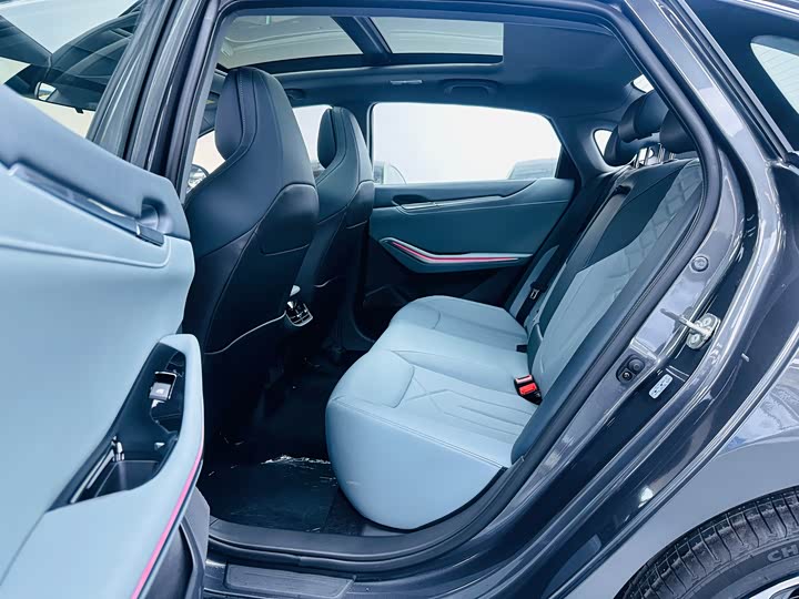 Фото 9 - Changan Raeton Plus