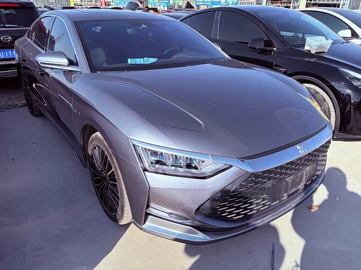 Фото 3 - BYD Han