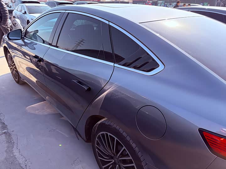 Фото 6 - BYD Han