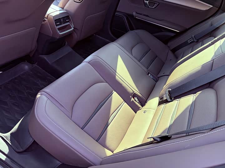 Фото 7 - BYD Han