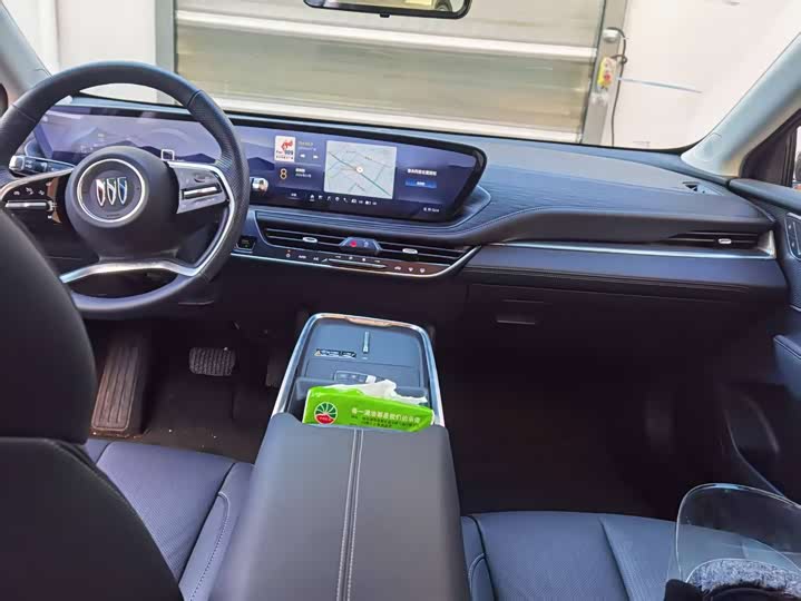 Фото 8 - Buick LaCrosse