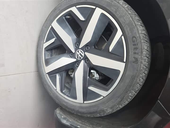 Фото 6 - Volkswagen Lamando L