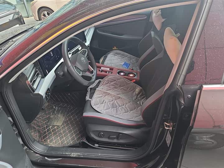 Фото 9 - Volkswagen Lamando L