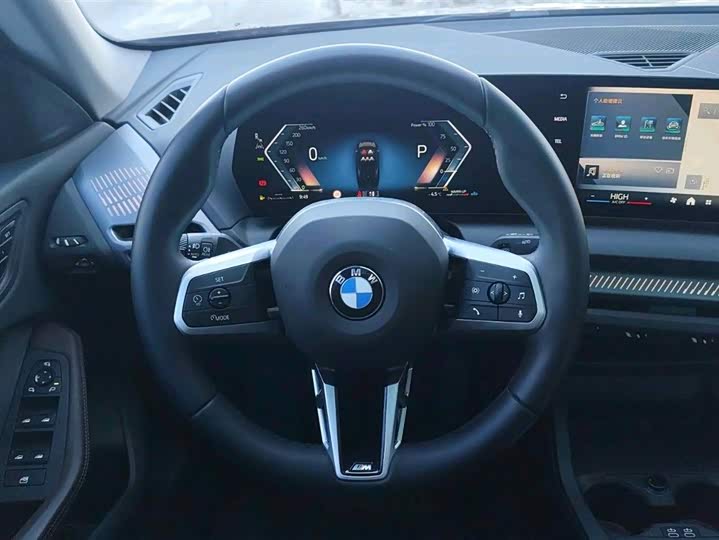 Фото 8 - BMW 2 Series