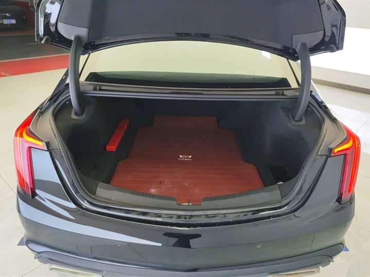 Фото 4 - Cadillac CT5