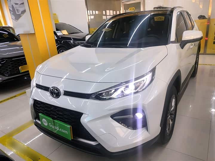 Фото 3 - Toyota Wildlander