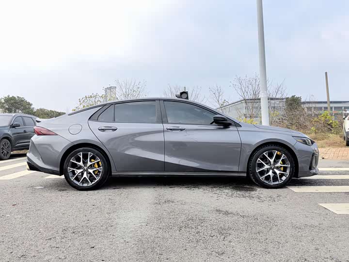 Фото 5 - GAC Trumpchi Empow R