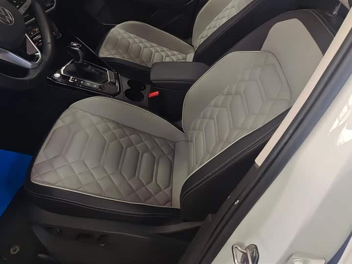 Фото 9 - Volkswagen Tayron