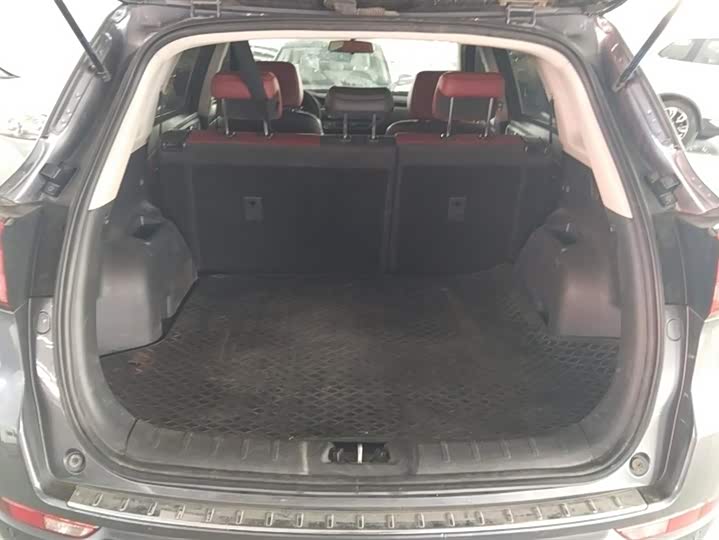 Фото 4 - Changan CS75