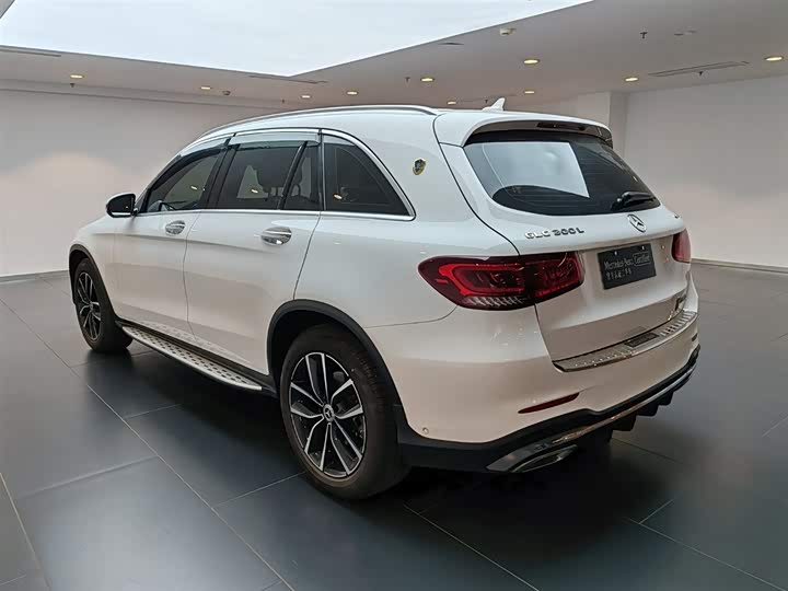 Фото 5 - Mercedes-Benz GLC-Class