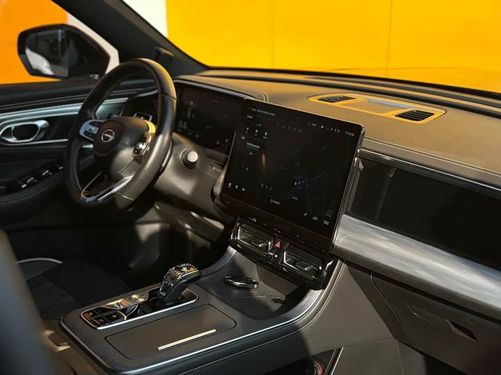 Фото 9 - GAC Trumpchi GS8