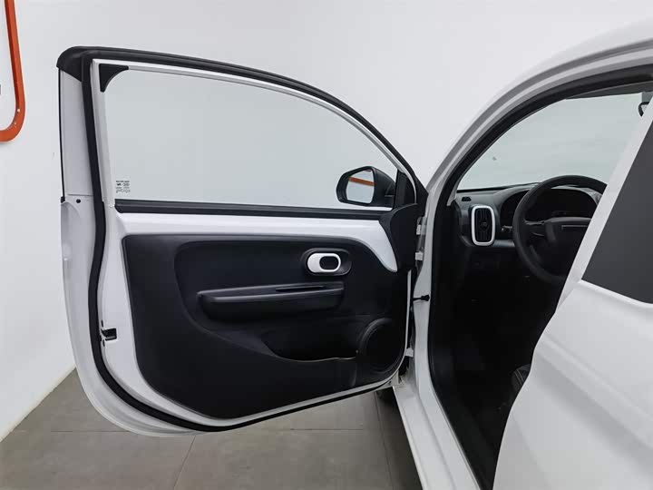 Фото 8 - Roewe Clever