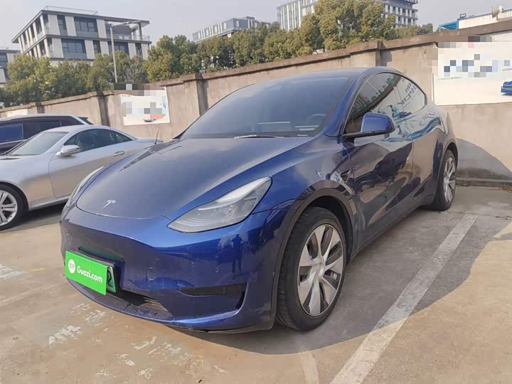 Фото 2 - Tesla Model Y