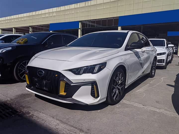 Фото 1 - GAC Trumpchi Empow R