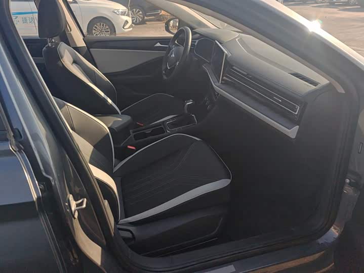 Фото 8 - Jetta VA7