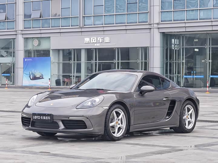 Фото 1 - Porsche 718