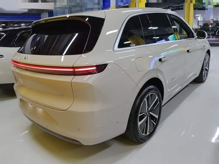 Фото 7 - LiXiang L6