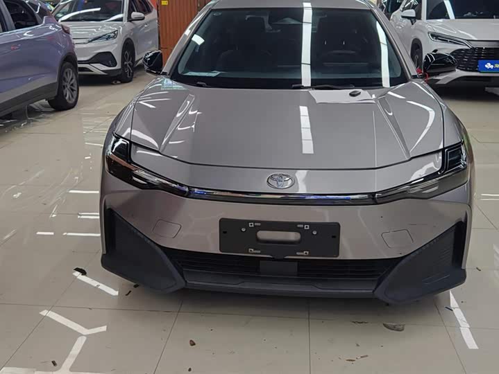 Фото 2 - Toyota bZ3